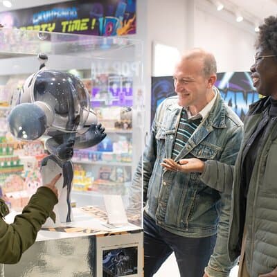 Tokyo Private Shopping Tour with a Local – Unique & Quirky Finds 4