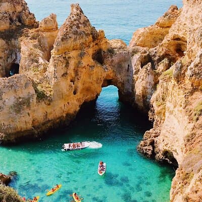 Private 2-Day Tour to Algarve from Lisbon with Benagil Boat Trip