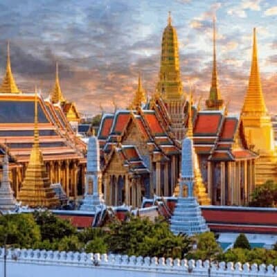 Grand Palace & Temples of Bangkok with experienced guide 4