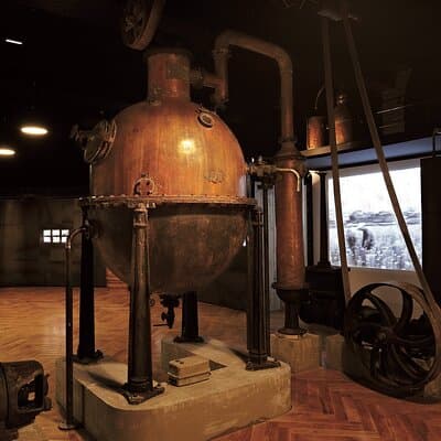 Free Perfume Museum & Opera District Tour (Tip-Based) 5