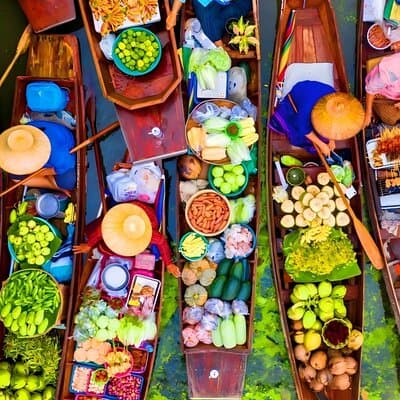 Damnoen Saduak Floating Market Tour with Train & Michelin +Pickup