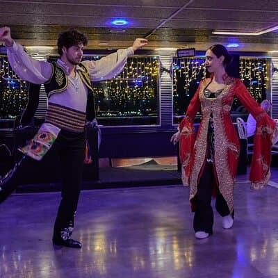 Istanbul by Night: All Inclusive Bosphorus Dinner Cruise & Drinks 5