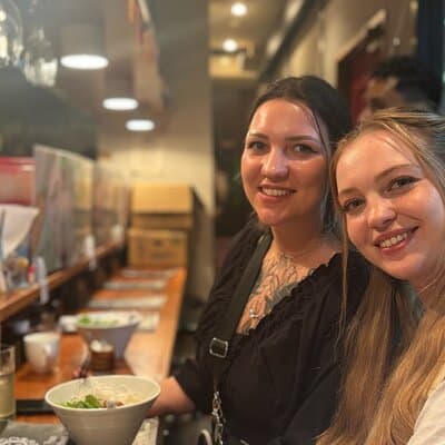 【Spanish/English】Vegan Tokyo Food Tour- Ramen and Sweets