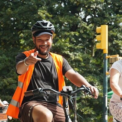 Central Park Bike Tour – Explore in Comfort on Dutch Bikes! 5