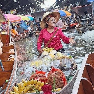 Ancient Floating markets to Ayutthaya, a World Heritage City. 3