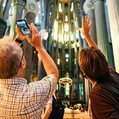 Barcelona Highlights Sagrada Familia and Park Guell Semi-Private 5