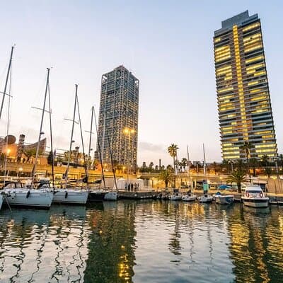 Sunset Sailing Excursion in Barcelona 4