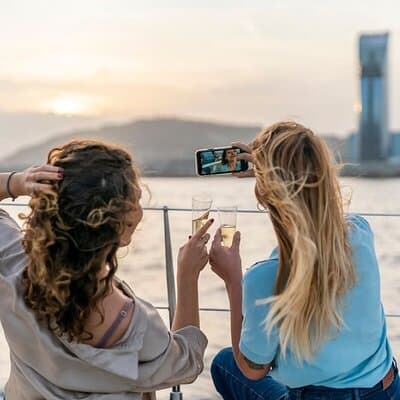 Sunset Sailing Excursion in Barcelona 5