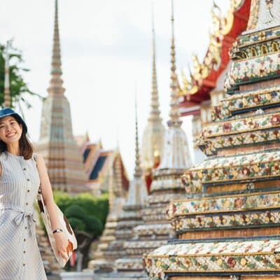 Bangkok 3 Temple Walking Tour: Wat Arun, Wat Pho, Wat Traimit