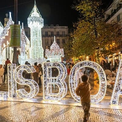 Lisbon Christmas Lights Tuk-Tuk Tour with Local Guide 3