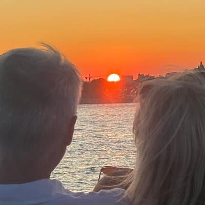 Bosphorus Sunset Cruise with Live Guide on Luxury Yacht 4