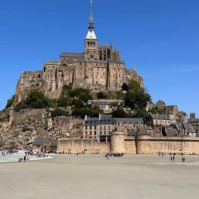 Paris Mont Saint Michel Chinese Day Trip 2