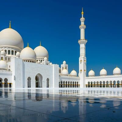 Private Abu Dhabi Full Day Tour with Sheikh Zayed Grand Mosque 4
