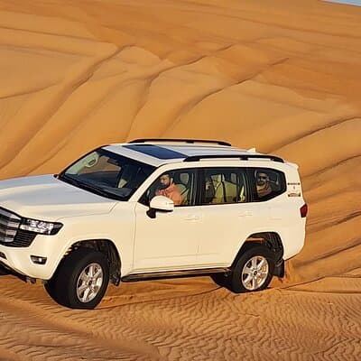Premium Desert Safari Dubai with BBQ Dinner and Live Shows 2