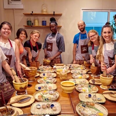 Thai Cooking Class in Bangkok's Old Town with Market Tour