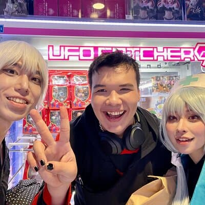 Explore Akihabara with Local Cosplayer Guide(s)!