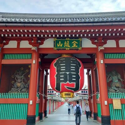 Enjoy a Small-Group Tour of Asakusa with a Local Guide