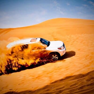Dubai Private Red Dunes Safari (Lahbab) Dinner & Live Shows