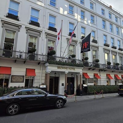 Heathrow Airport Taxi To Or From Central London Private Transfers 4