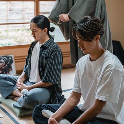 Tokyo Zen Meditation, Calligraphy, and Tea Experience