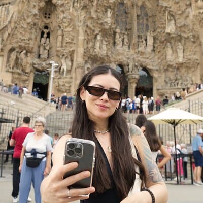Barcelona in 3 Hours: Express Highlights & best Photo Spots Tour
