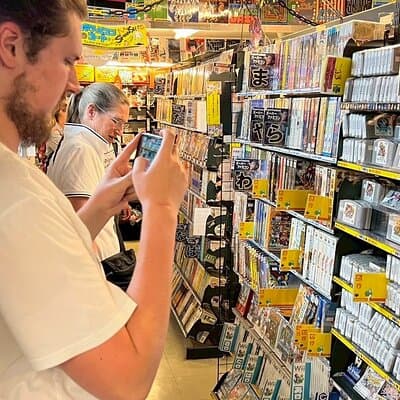 Akihabara Tour with Vintage Gaming Anime and Gachapon Experience 5