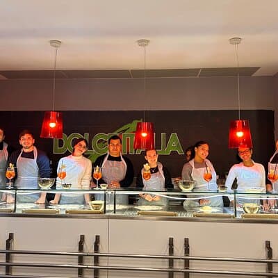 Roman Style Pizza Cooking Class & Spritz Making in Rome 3