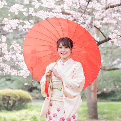 Tokyo: Kimono Rental inside Shinjuku Gyoen National Garden 2