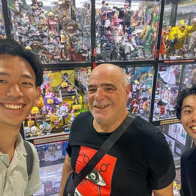 Akihabara Tour with Vintage Gaming Anime and Gachapon Experience 3