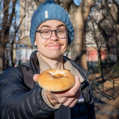 Lower East Side Food and History Tour with 4 Delis & Museum Entry 2