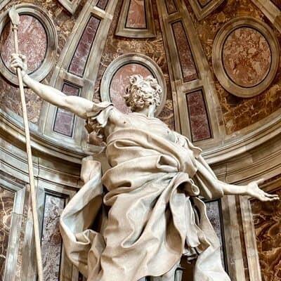 Saint Peter Basilica Walking Tour 5