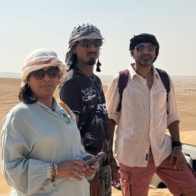 Evening Desert Safari With Live Shows and BBQ Dinner 5