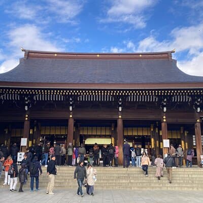 Meiji Jingu Historical Walk and Food Tasting Tour in Tokyo 4