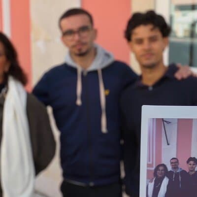 Old Lisbon: Guided Tour (Polaroid Pictures & Treats)