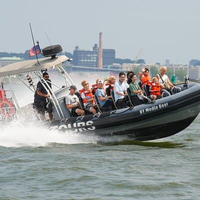 PRIVATE Manhattan Speedboat Tour - Up to 12 passengers