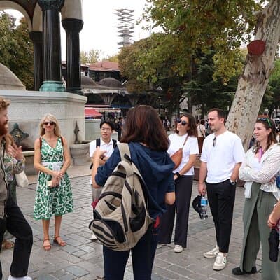 Blue Mosque Sultanahmet Old Town and Hippodrome Walking Tour 2