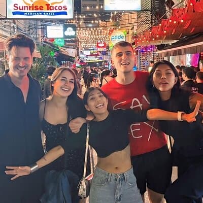 Bangkok LGBTQ Nightlife Tour with Drag and Karaoke 2