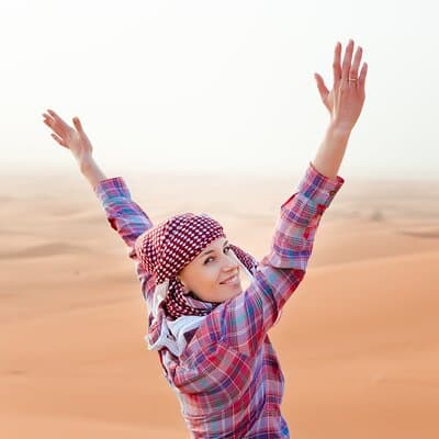 VIP Red Dune Safari with Pick/Drop BBQ/Dinner Camelride Sandbord 3