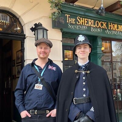 Sherlock Holmes Private Guided Tour - BBC Series & Traditional Locations 3