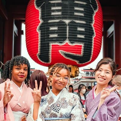 Old Tokyo Vibes: Asakusa Temples & Street Food Adventure
