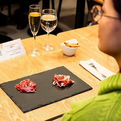 Ham Experience Essentials : Iberian Ham Tasting in Barcelona 4