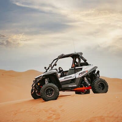 Dubai Dune Buggy Safari Tour in Red Dunes with BBQ Dinner