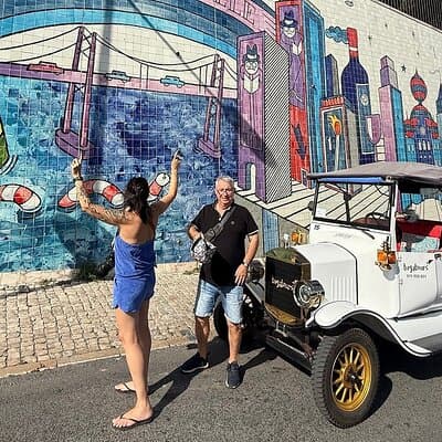 Halfday Tuk Tuk Tour Lisbon Highlights-Viewpoints-Local Stories 3