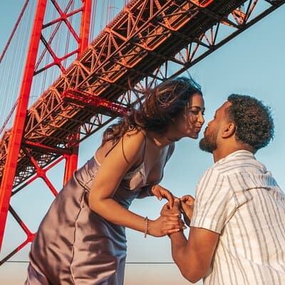 Authentic Photo Experience in Lisbon with a Local Photographer 3