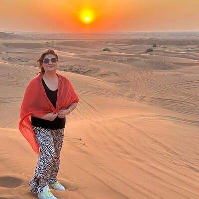 Red Dunes Desert Safari with Dune Bashing and BBQ Dinner 5