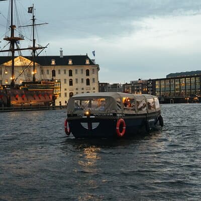 Scenic Evening Canal Cruise in Amsterdam with Optional Drinks 4