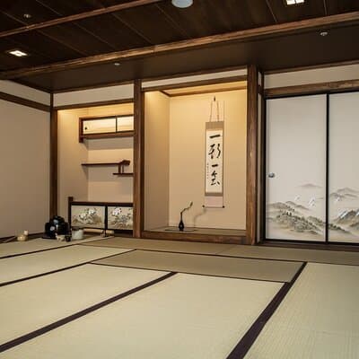 Shinjuku : Authentic Tea Ceremony with Matcha & Kimono 3