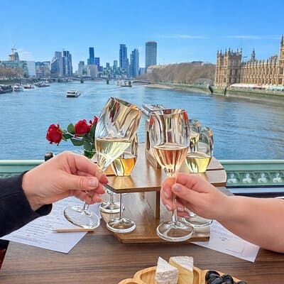 London Sightseeing Gusbourne Sparkling Wine Tasting & Cheese 5