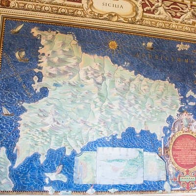 Vatican Tour with Michelangelo's Sistine Chapel & Fast-Access 3