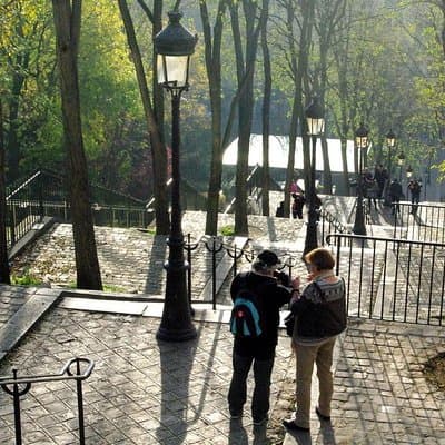 Paris Montmartre and Sacre Coeur Semi Private Tour 12ppl Max 3